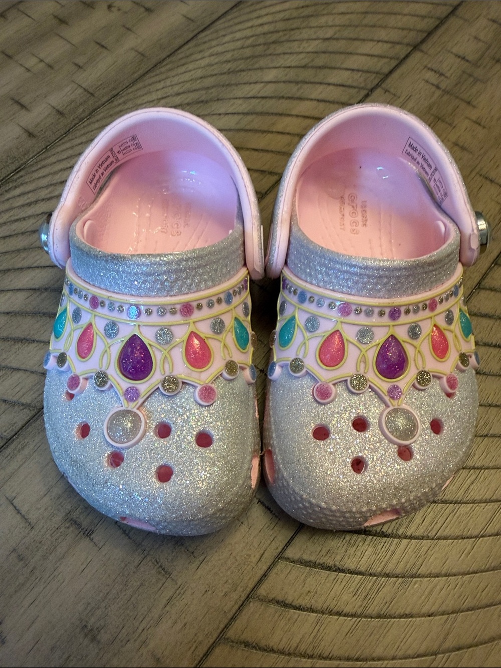 CROCS Kids Glitter Jewel Clogs in Pink, Silver & Multi